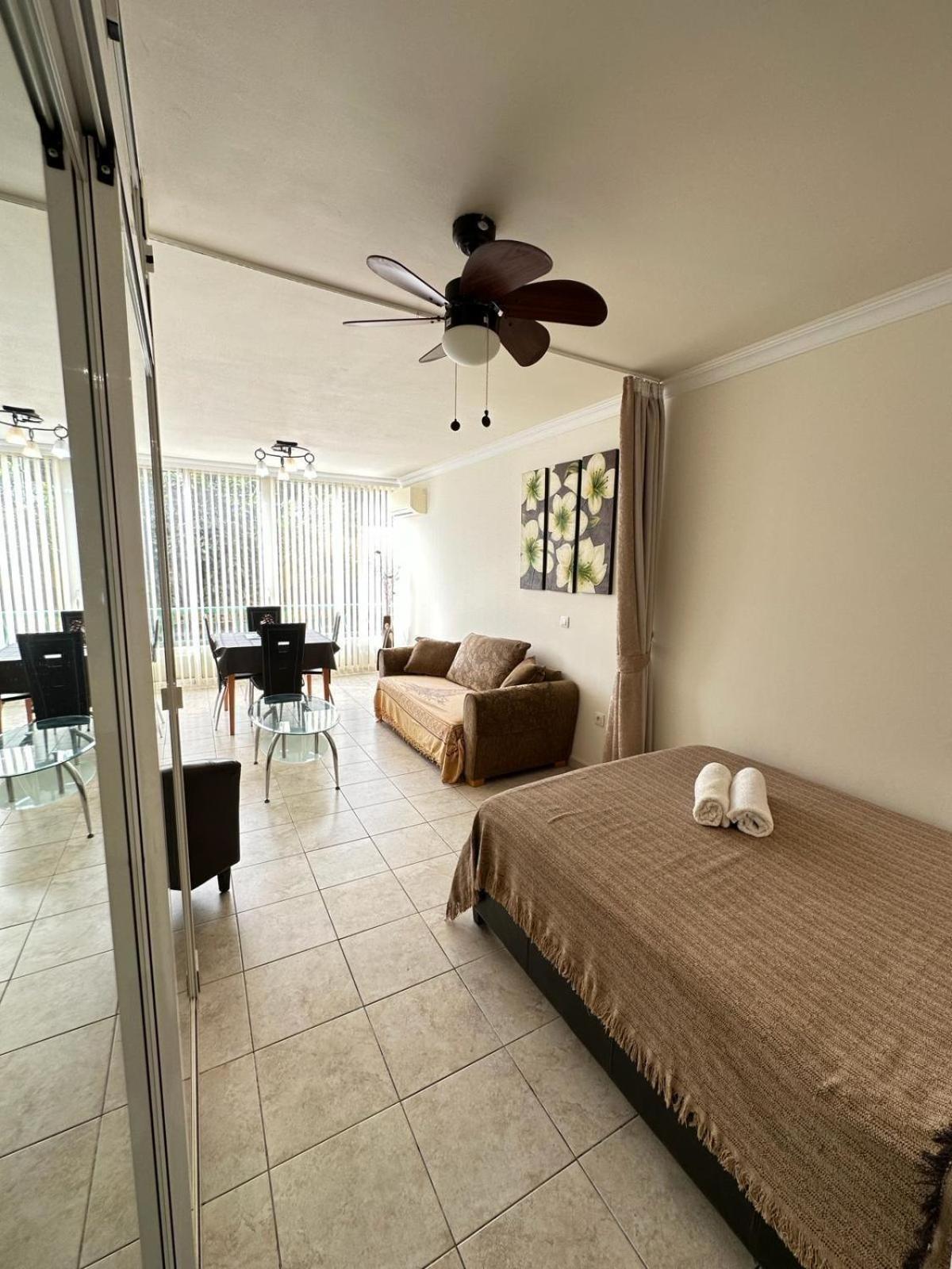 Firstline Apartment Los Cristianos 阿罗纳 外观 照片