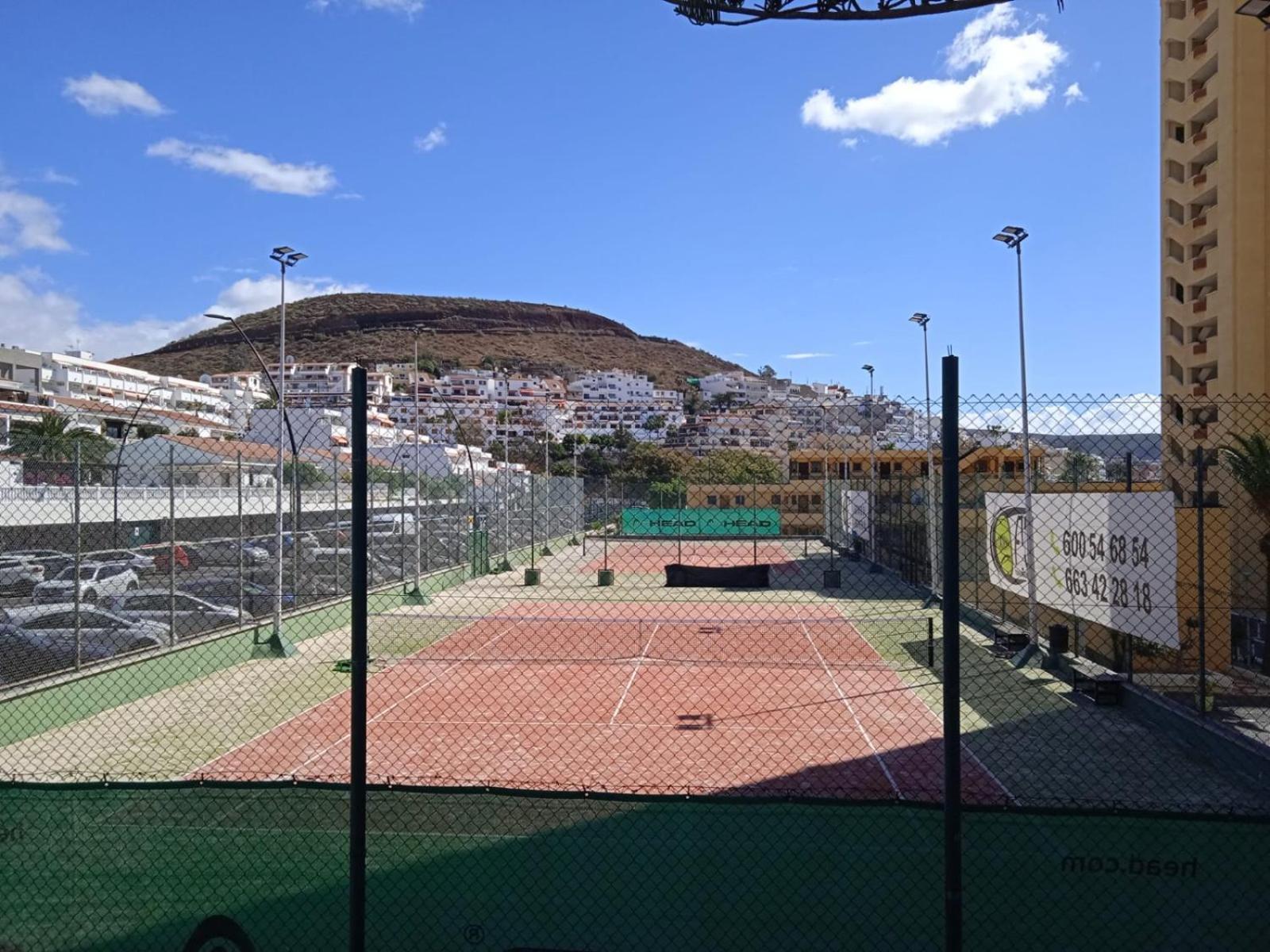 Firstline Apartment Los Cristianos 阿罗纳 外观 照片