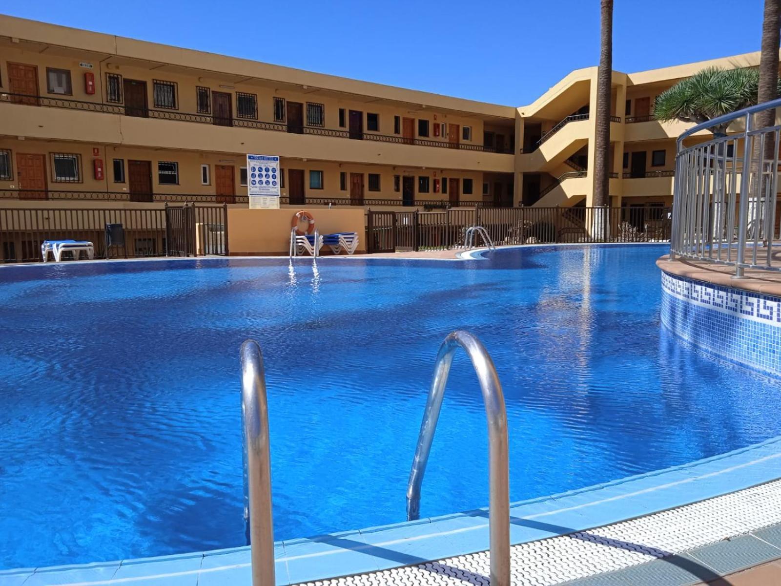 Firstline Apartment Los Cristianos 阿罗纳 外观 照片