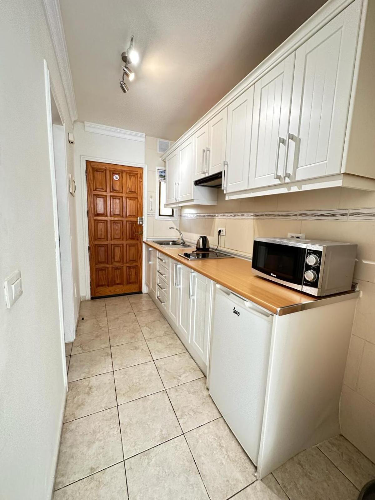 Firstline Apartment Los Cristianos 阿罗纳 外观 照片