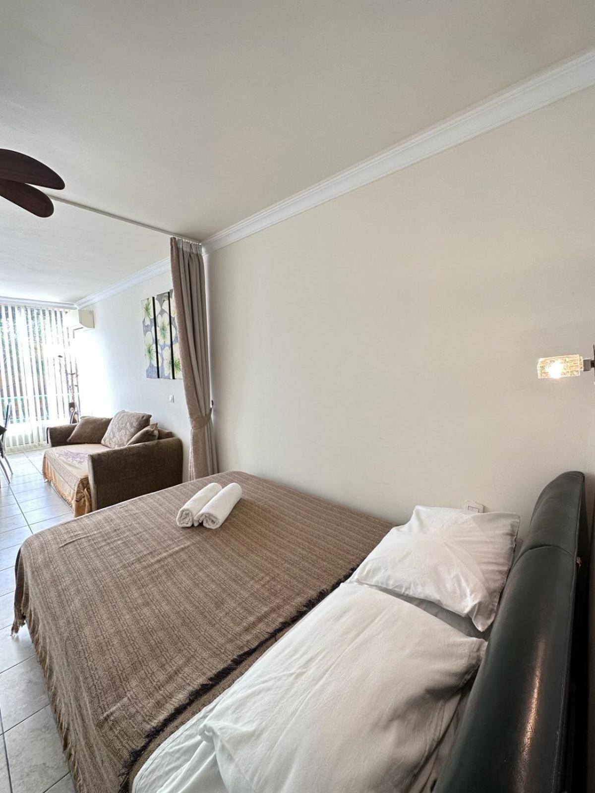 Firstline Apartment Los Cristianos 阿罗纳 外观 照片